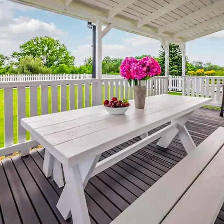 Ferienhaus 2 Bedroom Pet Friendly In