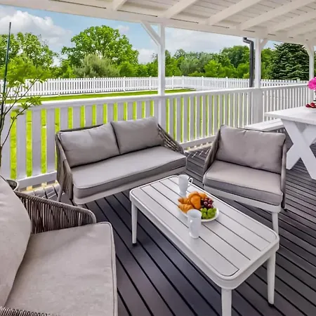 2 Bedroom Pet Friendly In Kołczewo