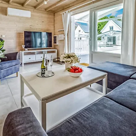 Сasa de vacaciones Impresionante Casa En Con Piscina