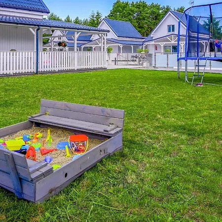Сasa de vacaciones Impresionante Casa En Con Piscina